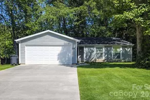 6332 Holly Knoll Dr, Charlotte, NC 28227 - Photo 1