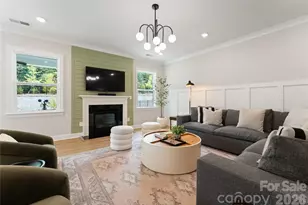 11117 Lochmere Rd, Charlotte, NC 28278 - Photo 17