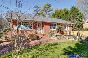 2036 Edgewater Dr, Charlotte, NC 28210 - Photo 13