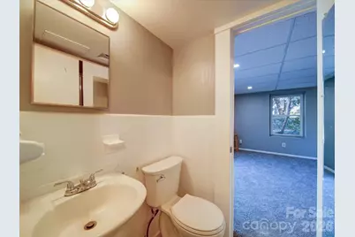 2036 Edgewater Drive, Charlotte, NC 28210 - Photo 31