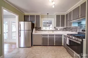 2036 Edgewater Dr, Charlotte, NC 28210 - Photo 5