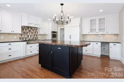 4467 Woodlark Lane, Charlotte, NC 28211 - Photo 5