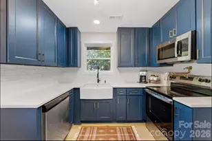 3445/3447 Tappan Pl, Charlotte, NC 28205 - Photo 3