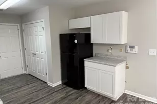 635 Wilderness Trail Dr, Charlotte, NC 28214 - Photo 9