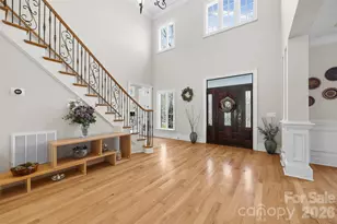 8225 Victoria Lake Dr, Waxhaw, NC 28173 - Photo 3