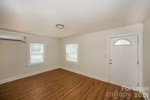 502 Hickory Ave, Statesville, NC 28677 - Photo 5