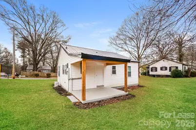 502 Hickory Avenue, Statesville, NC 28677 - Photo 11