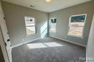 803 W 1st St, Newton, NC 28658 - Photo 15