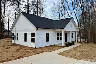 803 W 1st St, Newton, NC 28658 - Photo 3