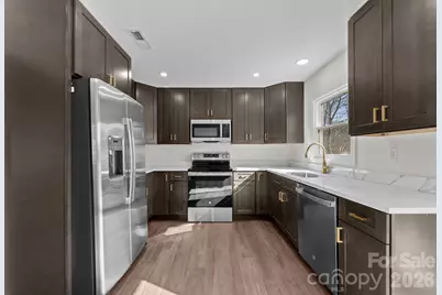 83 Hillside Street, Franklin, NC 28734 - Photo 5