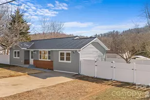 83 Hillside St, Franklin, NC 28734 - Photo 37