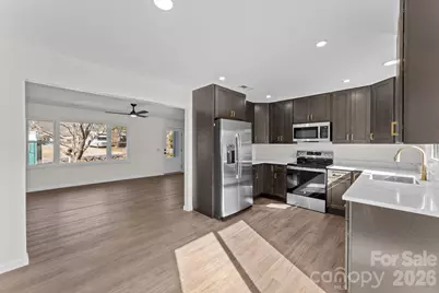 83 Hillside Street, Franklin, NC 28734 - Photo 5