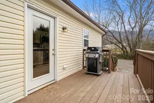 121 James St, Clyde, NC 28721 - Photo 31