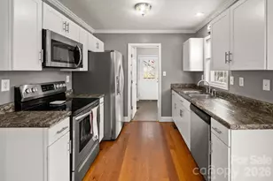 121 James St, Clyde, NC 28721 - Photo 17