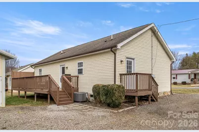 121 James Street, Clyde, NC 28721 - Photo 5