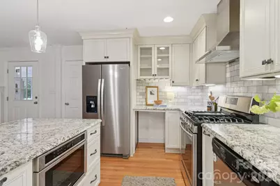 6511 Brynwood Drive, Charlotte, NC 28226 - Photo 9