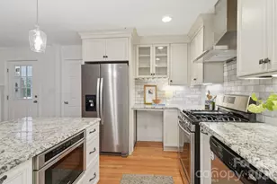 6511 Brynwood Dr, Charlotte, NC 28226 - Photo 9