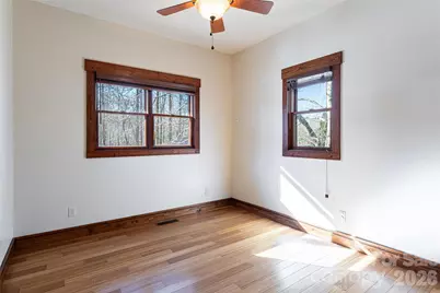 829 N Oconeechee Avenue, Black Mountain, NC 28711 - Photo 7