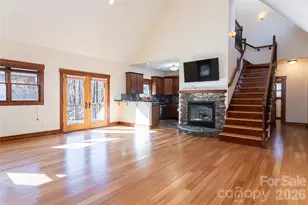 829 N Oconeechee Ave, Black Mountain, NC 28711 - Photo 7