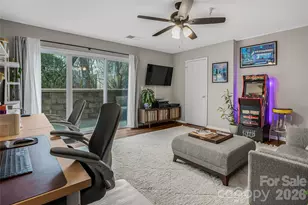 3905 Picasso Court, Charlotte, NC 28205 - Photo 31