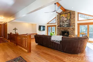 229 Greenleaf Dr, Flat Rock, NC 28731 - Photo 5