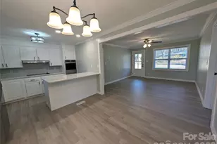 1006 Meadowbrook Dr, Lancaster, SC 29720 - Photo 5