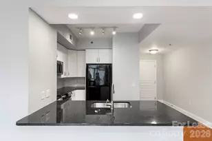 1320 Fillmore Ave, Charlotte, NC 28203 - Photo 7