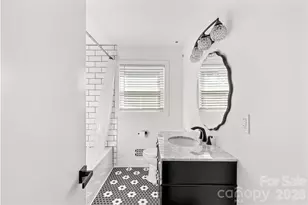 1830 Edgewater Dr, Charlotte, NC 28210 - Photo 15