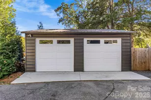 1830 Edgewater Dr, Charlotte, NC 28210 - Photo 21