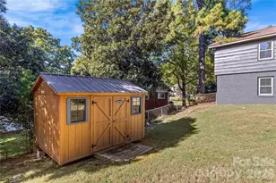 1830 Edgewater Dr, Charlotte, NC 28210 - Photo 19