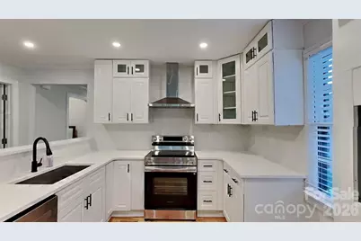 1551 Merriman Avenue, Charlotte, NC 28203 - Photo 15