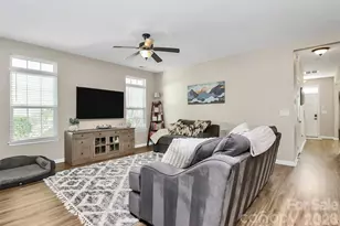 9732 Springholm Dr, Charlotte, NC 28278 - Photo 9