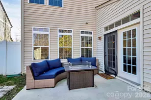 9732 Springholm Dr, Charlotte, NC 28278 - Photo 19