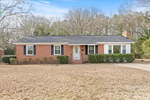 317 Thomas St, Bennettsville, SC 29512 - Photo 1