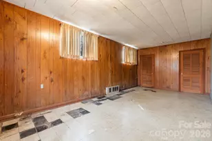 533 Circle Dr, Hudson, NC 28638 - Photo 21