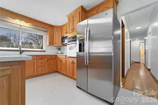 112 Allison Rd, Brevard, NC 28712 - Photo 15