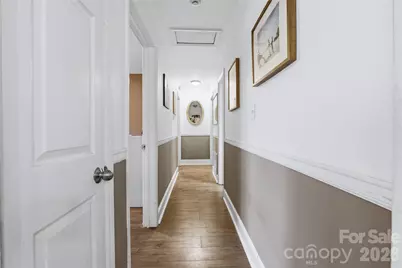 3900 Tipperary Place, Charlotte, NC 28215 - Photo 11