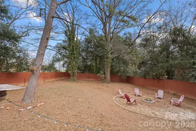 3900 Tipperary Place, Charlotte, NC 28215 - Photo 19