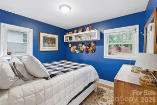 3900 Tipperary Pl, Charlotte, NC 28215 - Photo 15