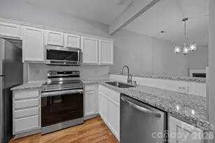 9407 Kimmel Ln, Charlotte, NC 28216 - Photo 15