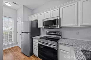 9407 Kimmel Ln, Charlotte, NC 28216 - Photo 13