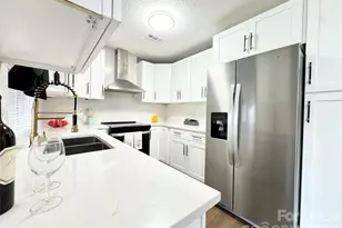 1634 Pamela Lorraine Dr, Charlotte, NC 28213 - Photo 11