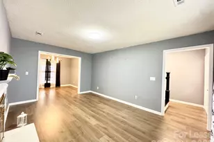 1634 Pamela Lorraine Dr, Charlotte, NC 28213 - Photo 9