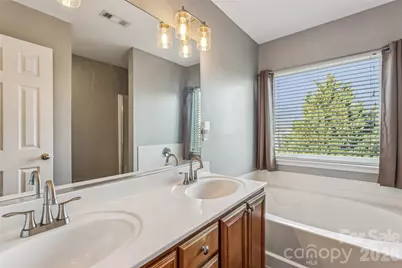 9552 Kings Parade Boulevard, Charlotte, NC 28273 - Photo 41