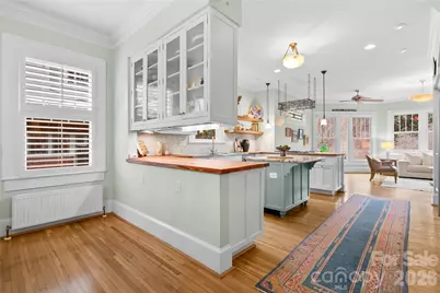 2400 Kenmore Avenue, Charlotte, NC 28204 - Photo 9