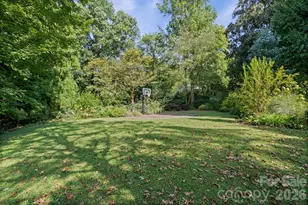 2400 Kenmore Ave, Charlotte, NC 28204 - Photo 45