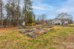 5528 E Nc 150 Hwy, Lincolnton, NC 28092 - Photo 35