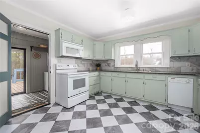 5528 E Nc 150 Highway, Lincolnton, NC 28092 - Photo 11