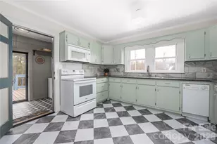 5528 E Nc 150 Hwy, Lincolnton, NC 28092 - Photo 11