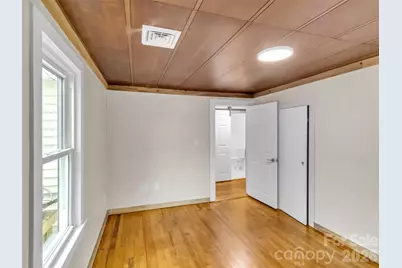 106 Long Street, Waynesville, NC 28786 - Photo 17